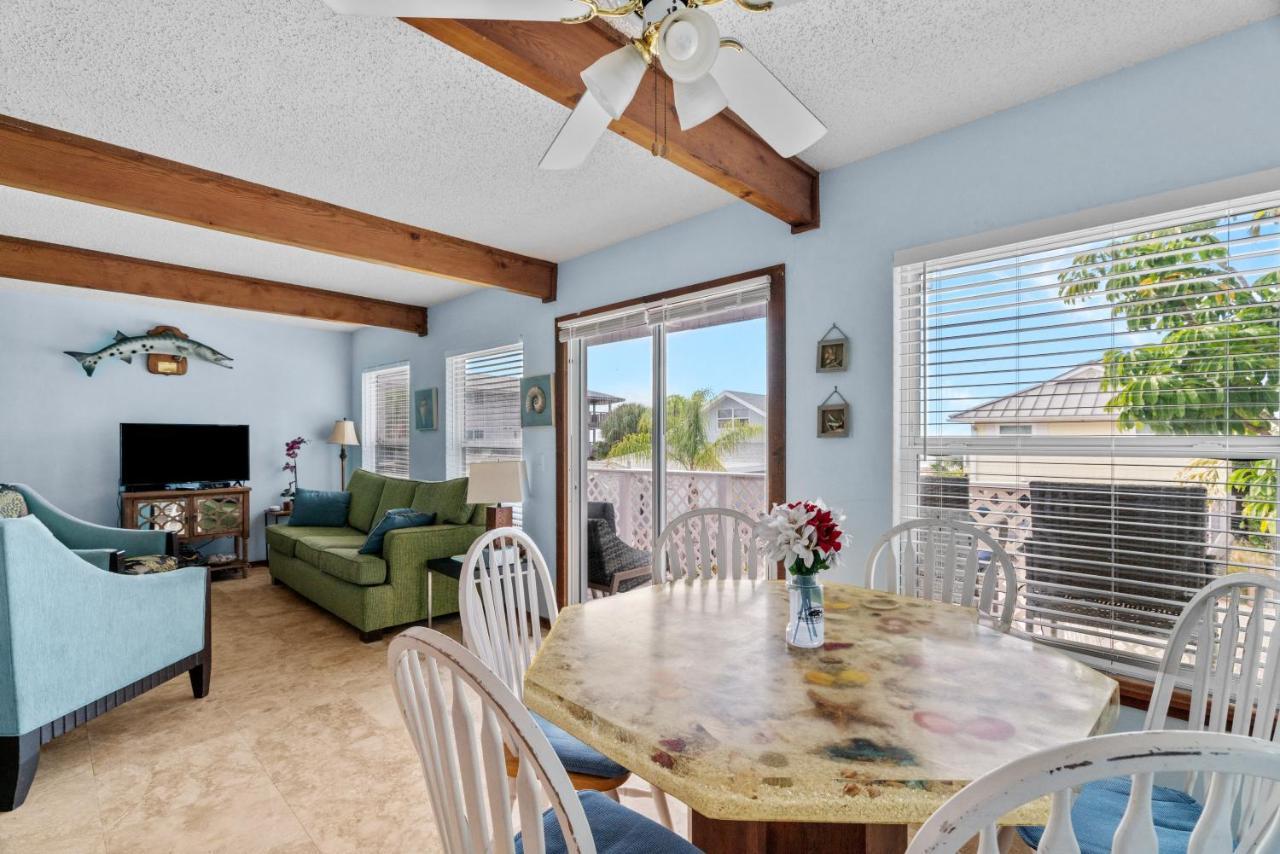 クリアウォーター・ビーチ Beach House In Indian Shoresヴィラ エクステリア 写真